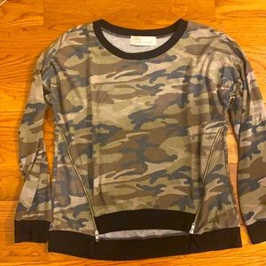 VIntage Havana Camo Sweater!